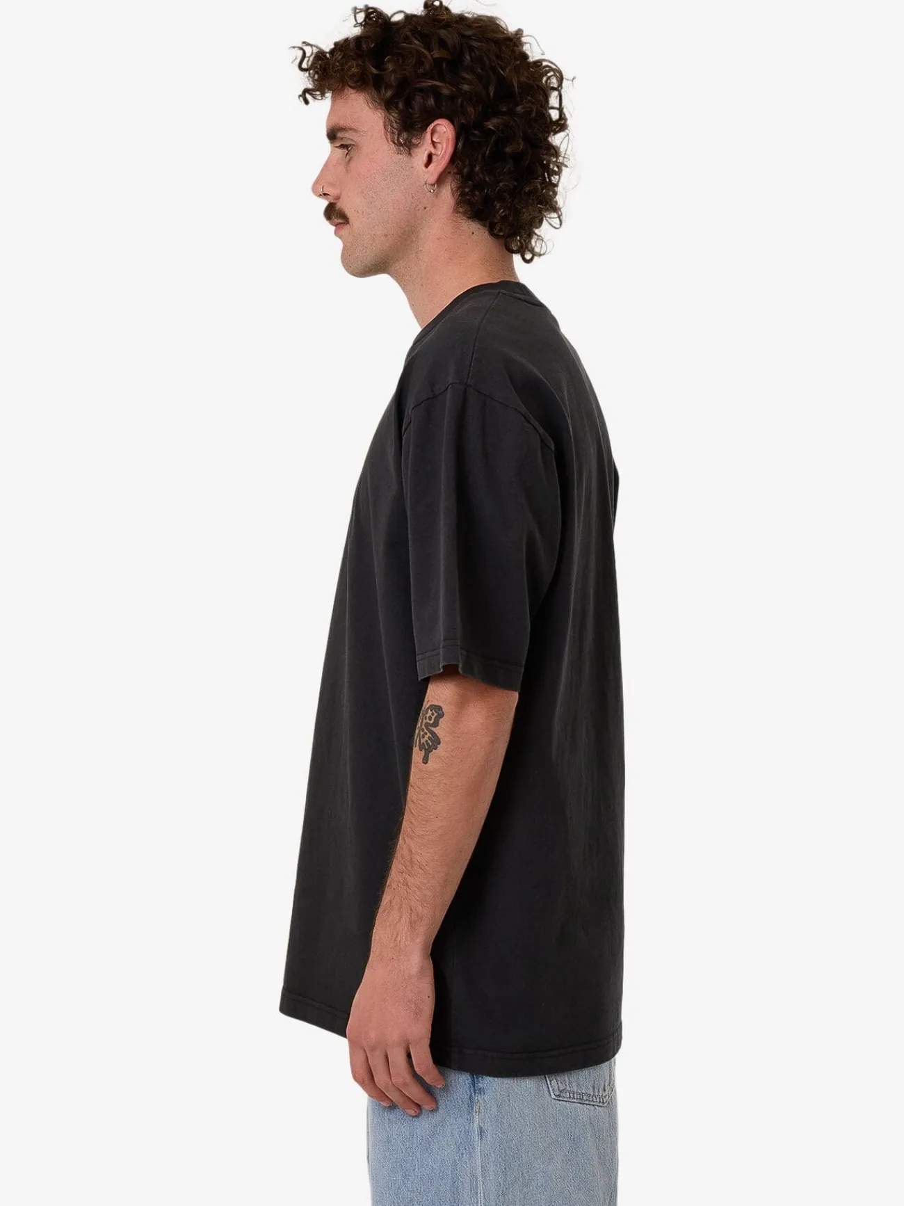 Fashion Thrills Behind It All Oversize Fit Tee - Pirate Black PirateBlack