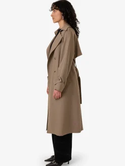 Best Thrills Cache Trench Coat - String