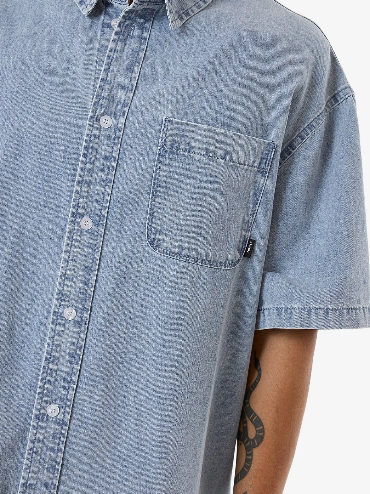 Clearance Thrills Canyon Oversize Short Sleeve Denim Shirt - Faded Rinse Indigo FadedRinseIndigo