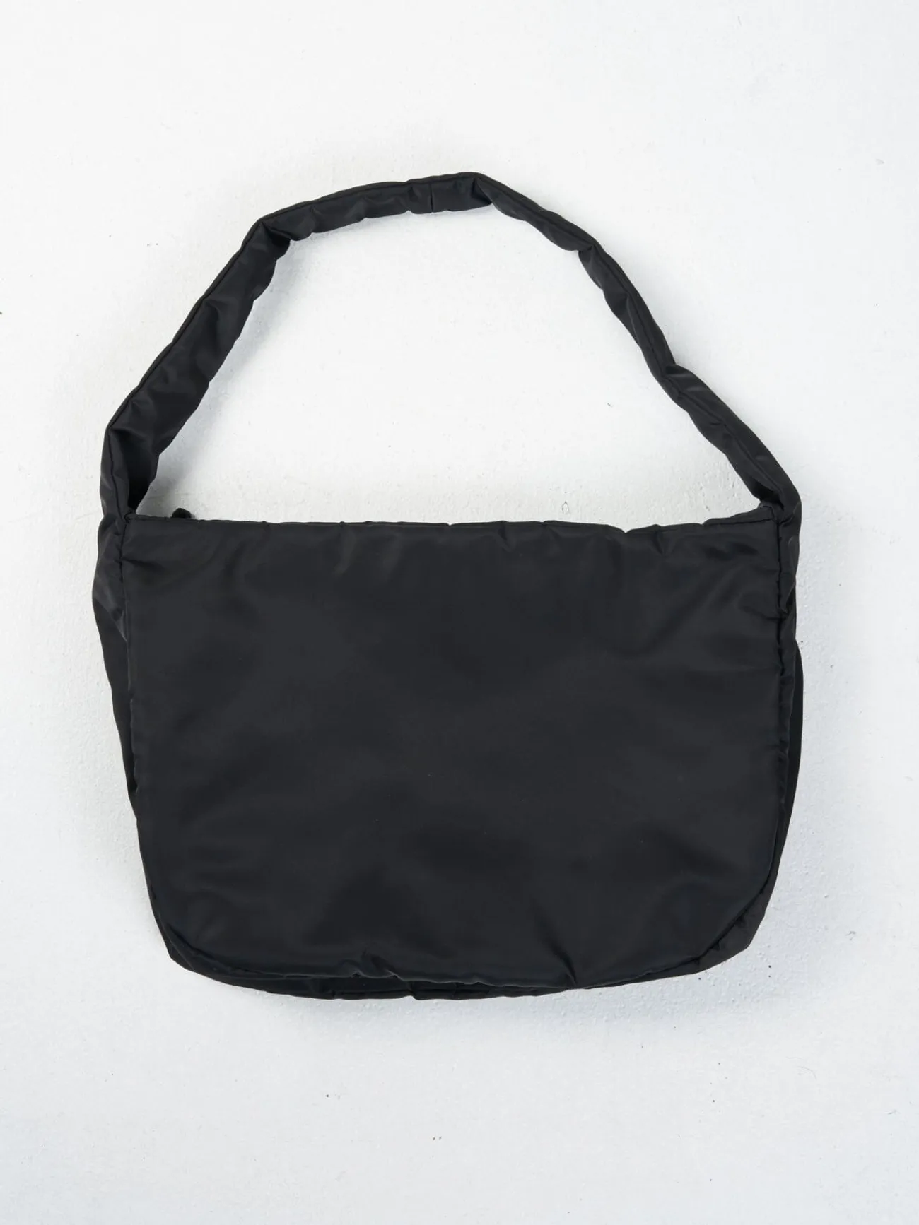 Online Thrills Dana Crescent Bag - Black