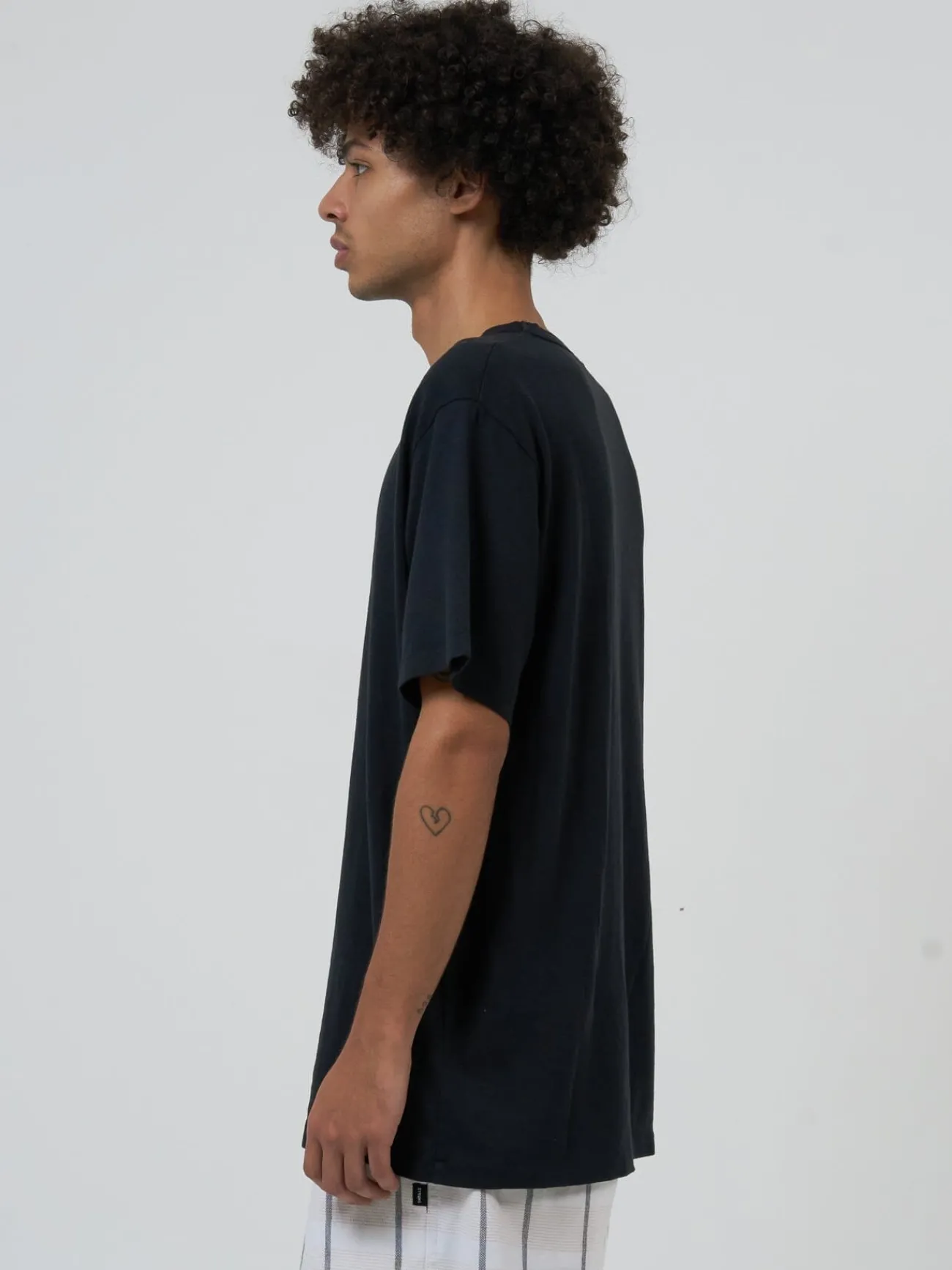 Online Thrills Hemp Embro Lightweight Merch Fit Tee - Black