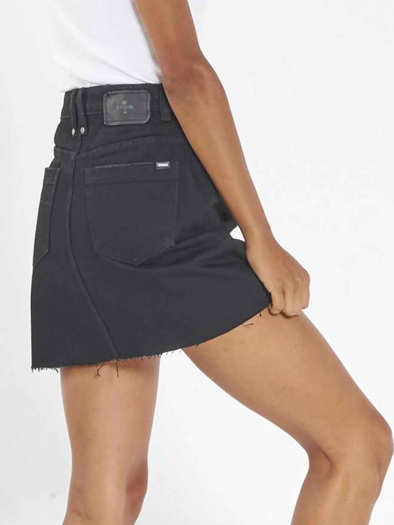 Online Thrills Leni Skirt - Black Rinse BlackRinse