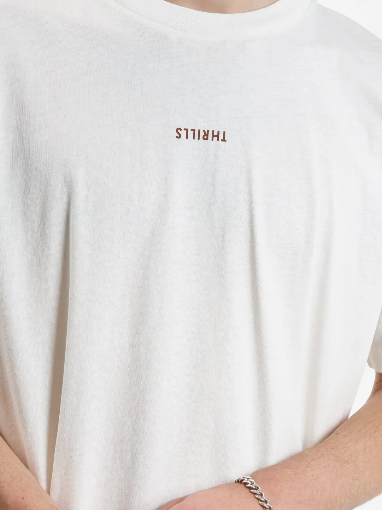 Fashion Thrills Minimal Merch Fit Tee - Tofu