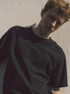 Discount Thrills Roosevelt Emboss Oversize Fit Tee - Black