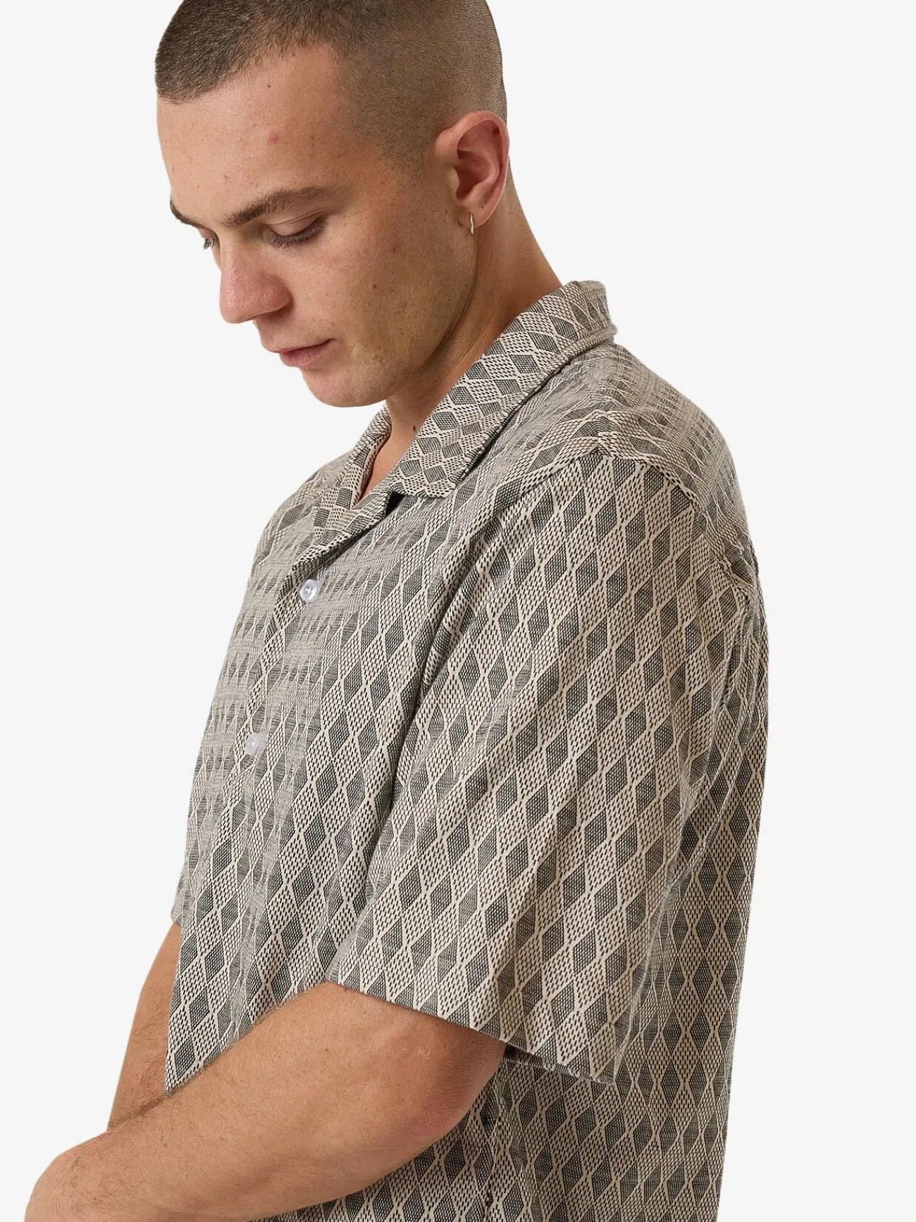 Sale Thrills Royalty Bowling Shirt - Black