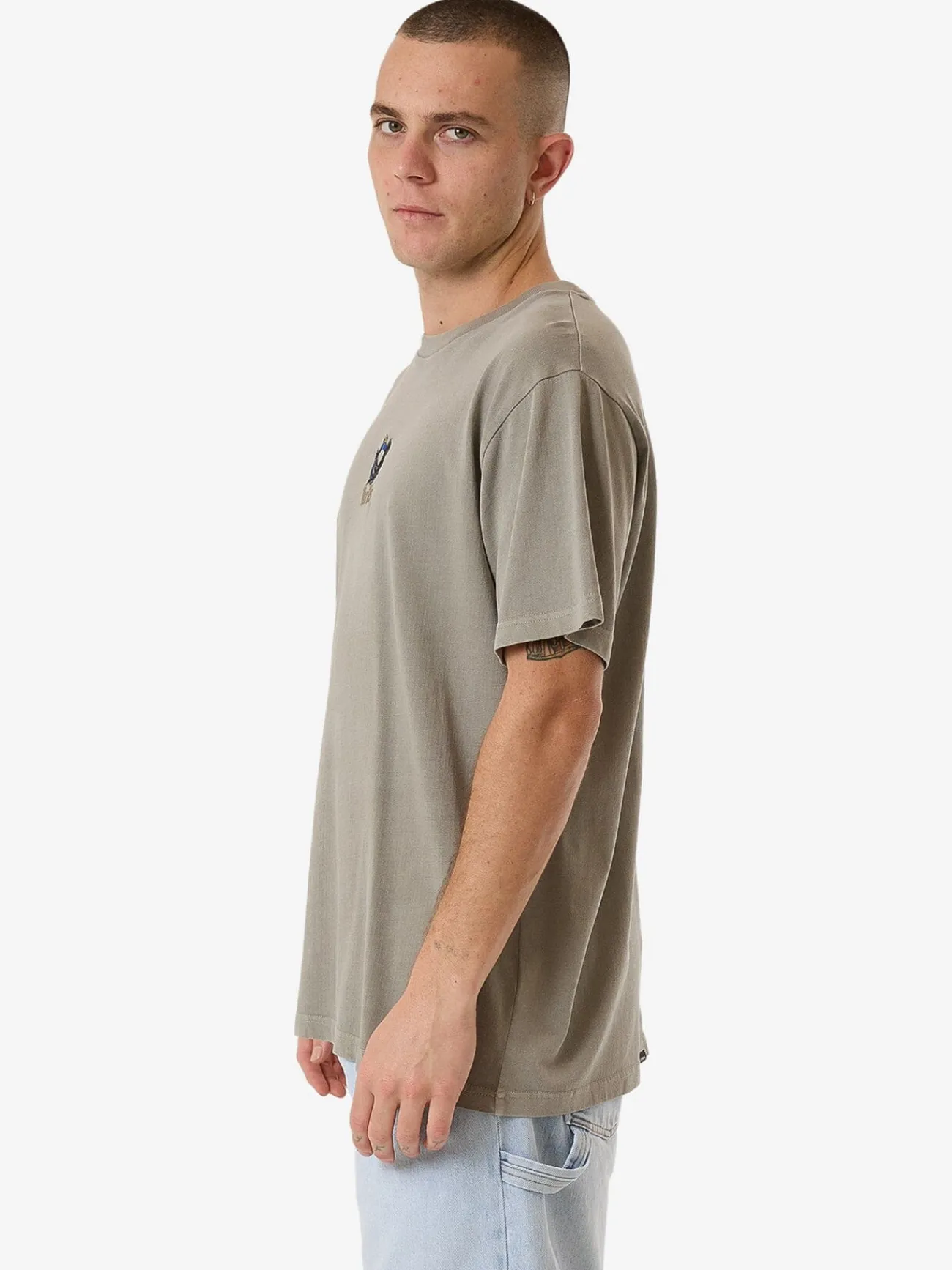 Hot Thrills Royalty Embro Merch Fit Tee - Fog