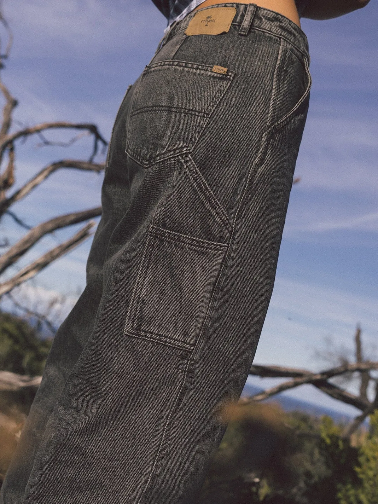 New Thrills Slouch Carpenter Jean - Light Canteen-Black LightCanteen-Black