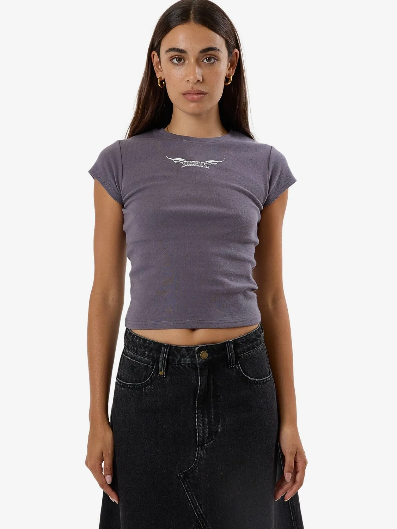 Outlet Thrills Winged Badge Club Tee - Graphite